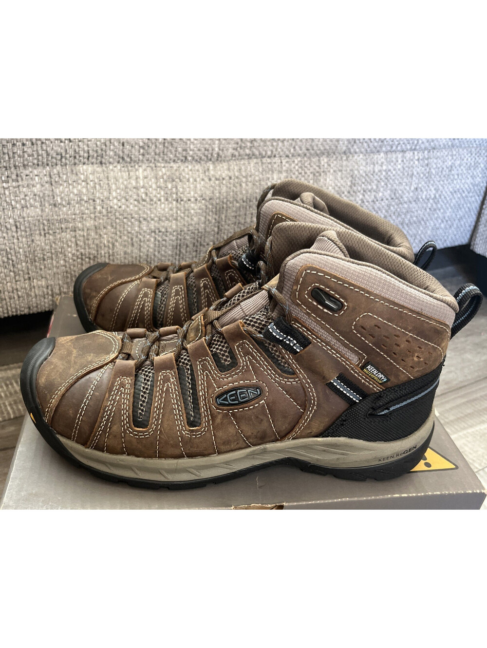 KEEN Utility Mens Flint II Mid Steel Toe Waterproof Work Boots Men’s Size 9 $175